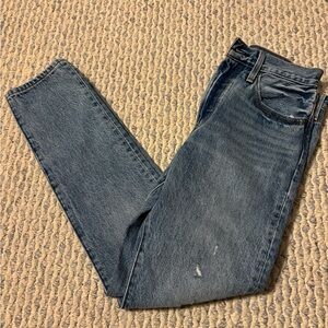 Women’s Levi 501 straight leg jeans